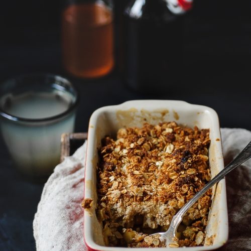 rhubarb crisp | seitanismymotor.com